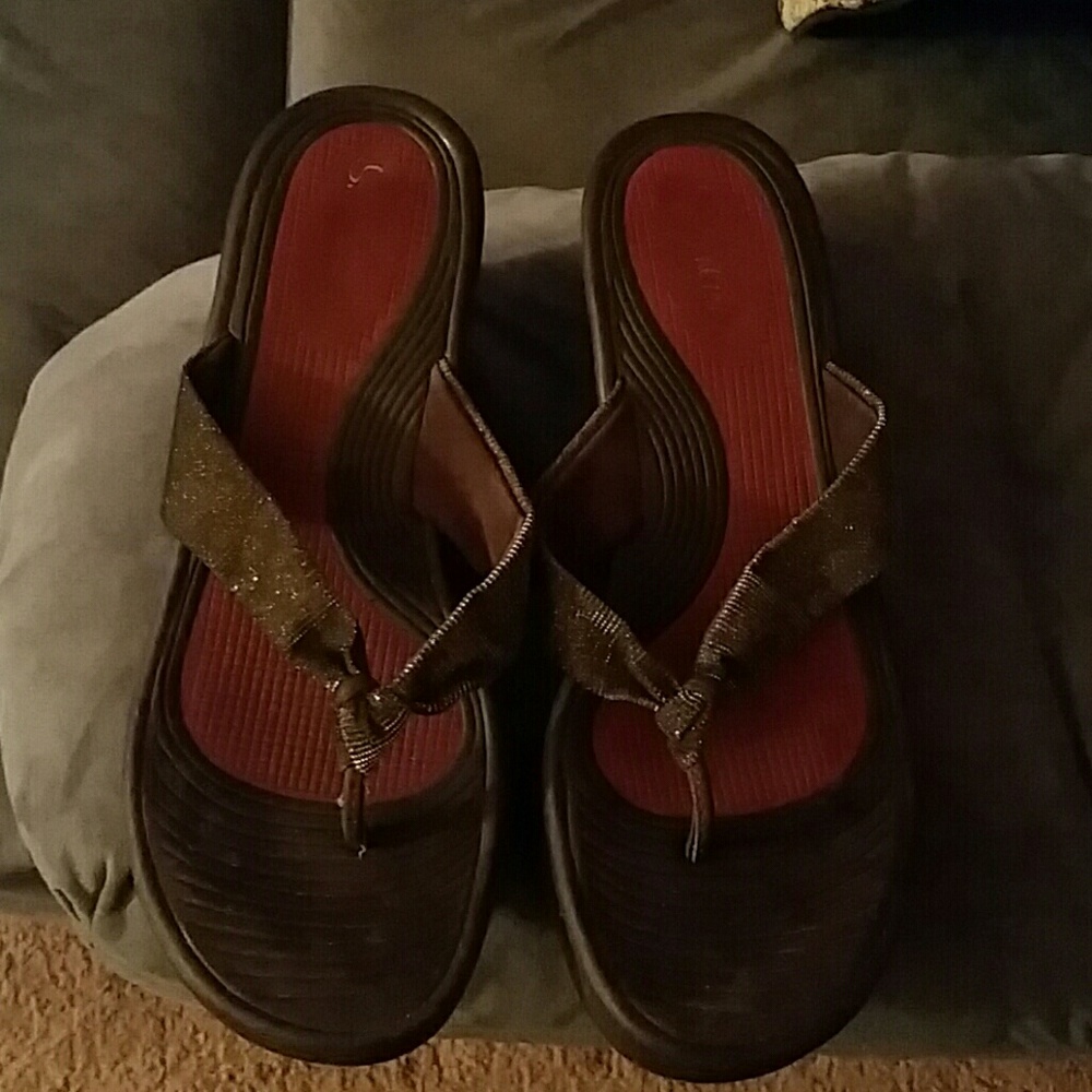 Women's size 10 Brown Sketcher sandals